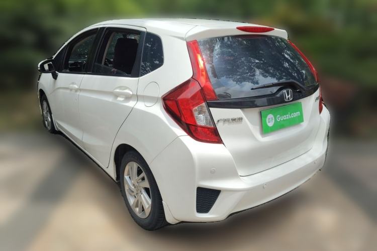 Used Honda Fit 2014 1.5L SE CVT Fashion Model Rear Left 45 Deg