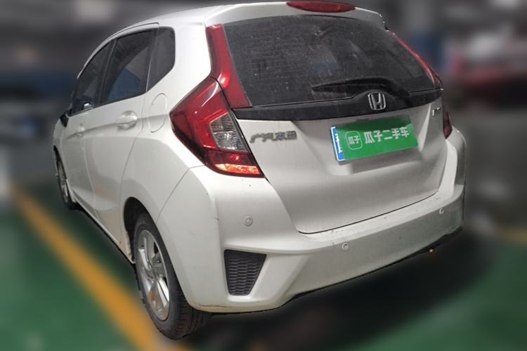 Used Honda Fit 2014 1.5L SE CVT Fashion Model Rear Left 45 Deg