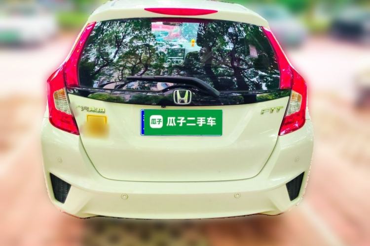 Used Honda Fit 2014 1.5L SE CVT Fashion Model Rear