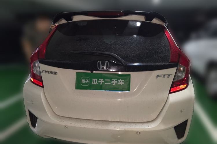 Used Honda Fit 2014 1.5L SE CVT Fashion Model Rear