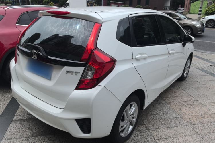 Used Honda Fit 2014 1.5L LX CVT Comfort Model Rear Right 45 Deg