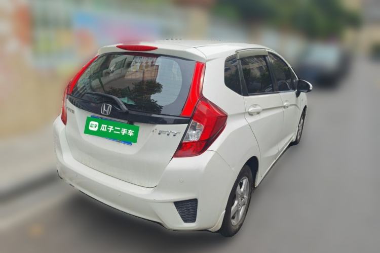 Used Honda Fit 2014 1.5L LX CVT Comfort Model Rear Right 45 Deg