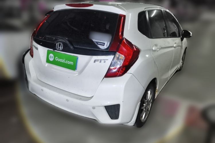 Used Honda Fit 2014 1.5L LX CVT Comfort Model Rear Right 45 Deg