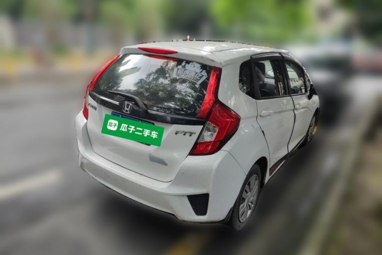Used Honda Fit 2014 1.5L LX CVT Comfort Model Rear Right 45 Deg