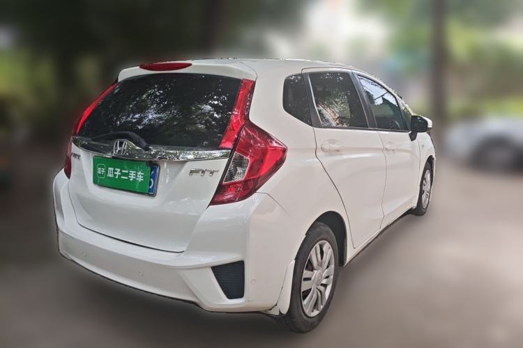 Used Honda Fit 2014 1.5L LX CVT Comfort Model Rear Right 45 Deg