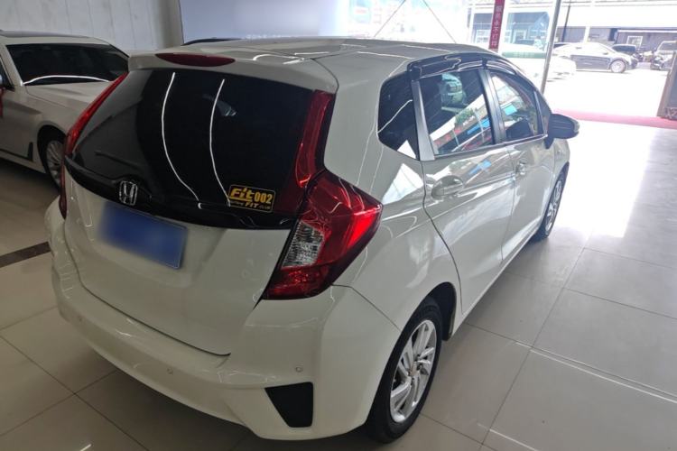 Used Honda Fit 2014 1.5L LX CVT Comfort Model Rear Right 45 Deg