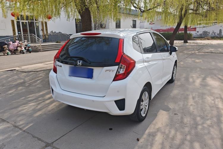 Used Honda Fit 2014 1.5L LX CVT Comfort Model Rear Right 45 Deg