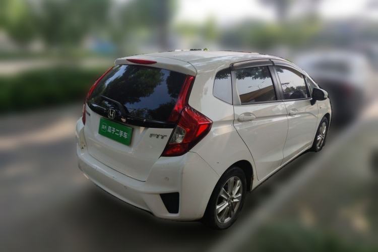 Used Honda Fit 2014 1.5L LX CVT Comfort Model Rear Right 45 Deg