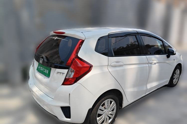 Used Honda Fit 2014 1.5L LX CVT Comfort Model Rear Right 45 Deg