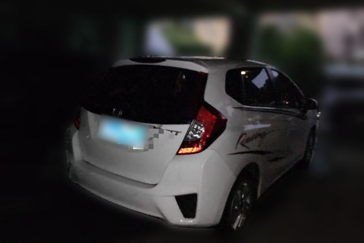 Used Honda Fit 2014 1.5L SE CVT Fashion Model Rear Right 45 Deg