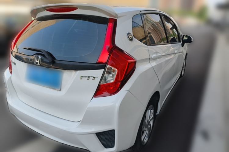 Used Honda Fit 2014 1.5L LX CVT Comfort Model Rear Right 45 Deg