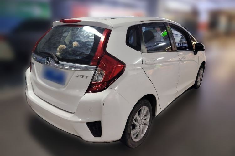 Used Honda Fit 2014 1.5L EX CVT Elite Model Rear Right 45 Deg