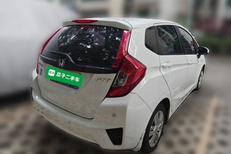 Used Honda Fit 2014 1.5L LX CVT Comfort Model Rear Right 45 Deg