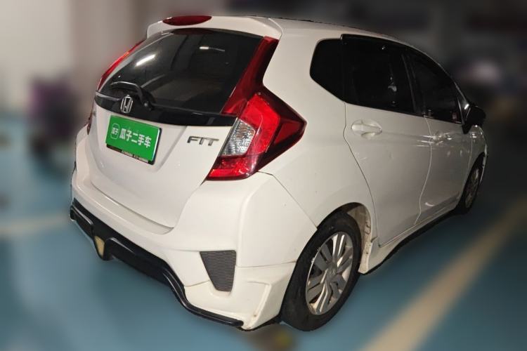 Used Honda Fit 2014 1.5L LX CVT Comfort Model Rear Right 45 Deg