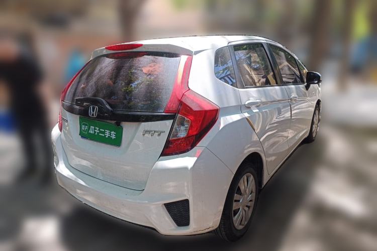 Used Honda Fit 2014 1.5L LX CVT Comfort Model Rear Right 45 Deg