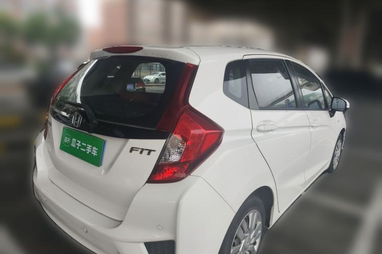 Used Honda Fit 2014 1.5L LX CVT Comfort Model Rear Right 45 Deg