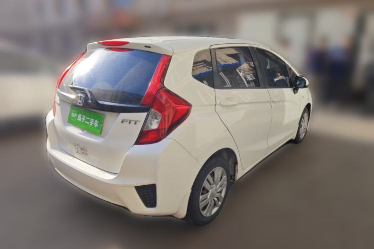 Used Honda Fit 2014 1.5L LX CVT Comfort Model Rear Right 45 Deg
