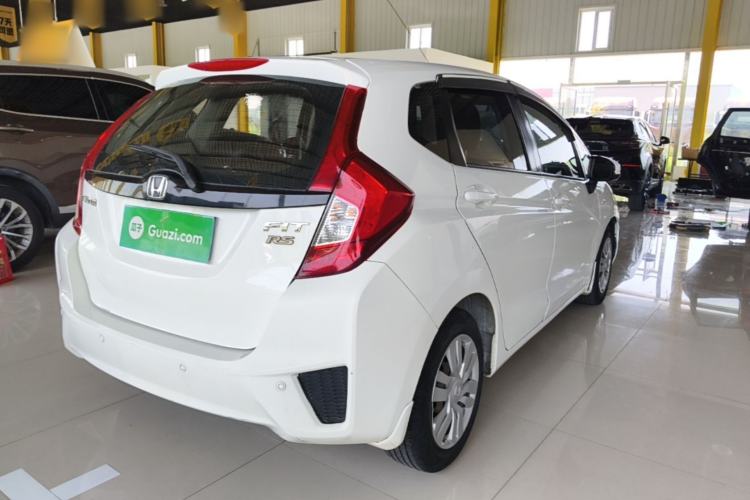 Used Honda Fit 2014 1.5L LX Manual Comfort Model Rear Right 45 Deg
