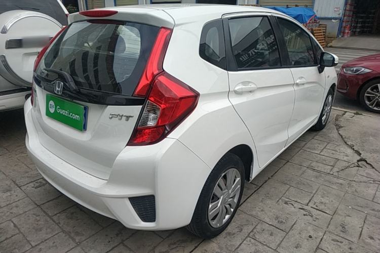 Used Honda Fit 2014 1.5L LX CVT Comfort Model Rear Right 45 Deg