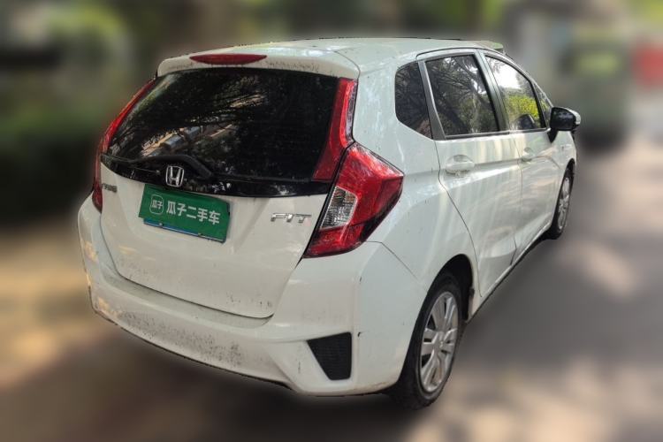 Used Honda Fit 2014 1.5L LX CVT Comfort Model Rear Right 45 Deg