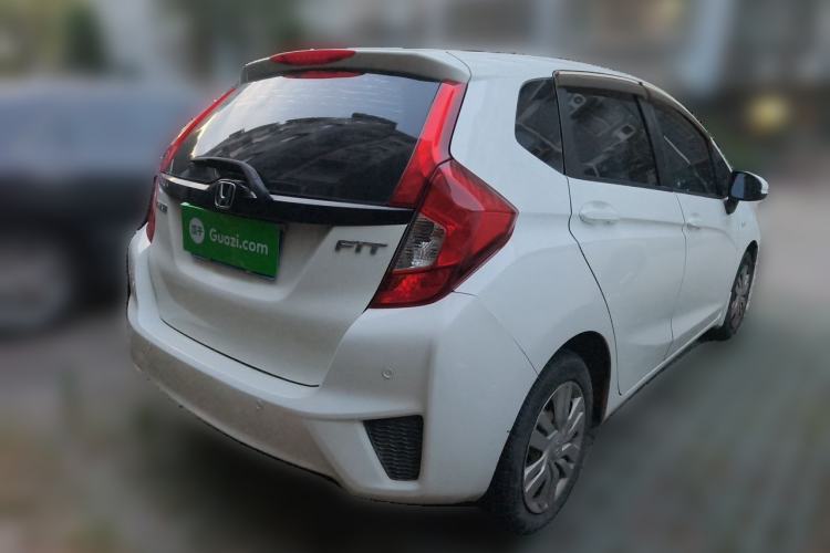 Used Honda Fit 2014 1.5L LX CVT Comfort Model Rear Right 45 Deg