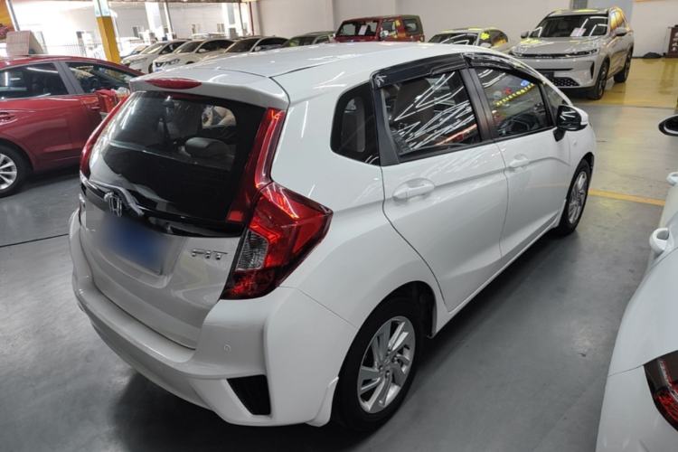 Used Honda Fit 2014 1.5L LX CVT Comfort Model Rear Right 45 Deg