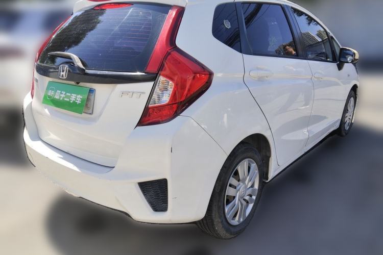 Used Honda Fit 2014 1.5L LX CVT Comfort Model Rear Right 45 Deg