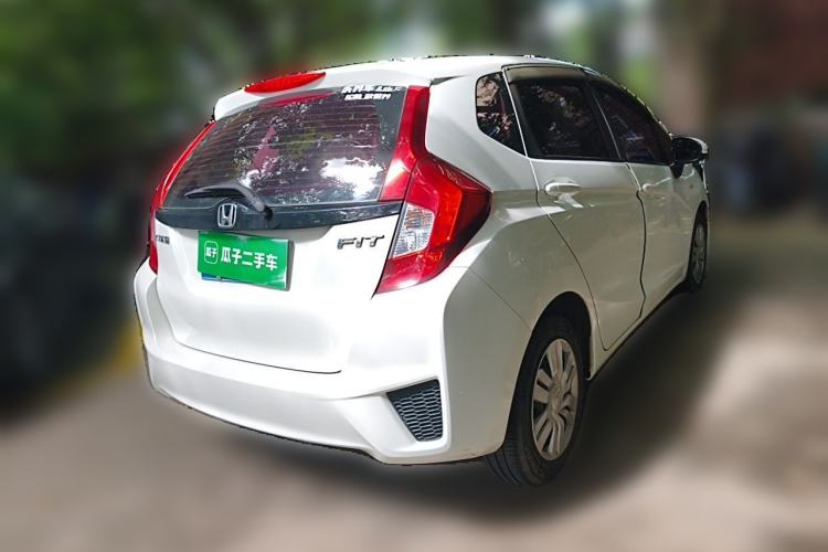 Used Honda Fit 2014 1.5L LX CVT Comfort Model Rear Right 45 Deg