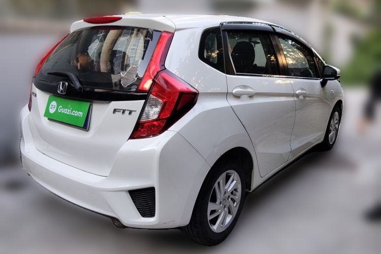 Used Honda Fit 2014 1.5L LX CVT Comfort Model Rear Right 45 Deg