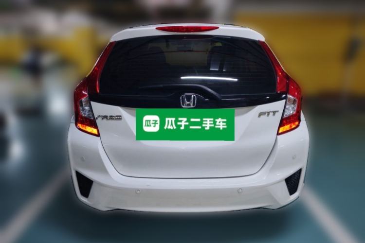 Used Honda Fit 2014 1.5L SE CVT Fashion Model Rear