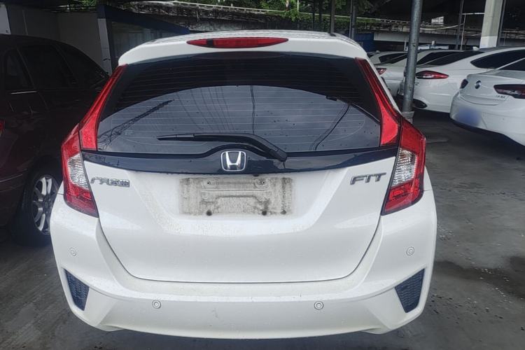 Used Honda Fit 2014 1.5L SE CVT Fashion Model Rear