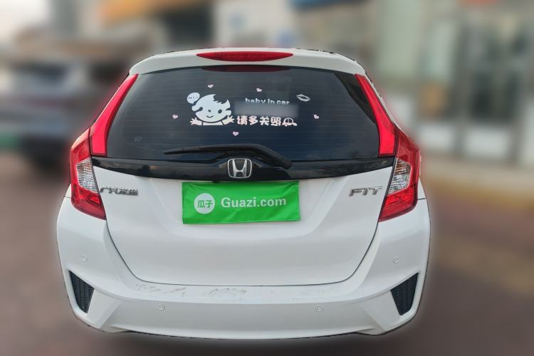 Used Honda Fit 2014 1.5L SE CVT Fashion Model Rear