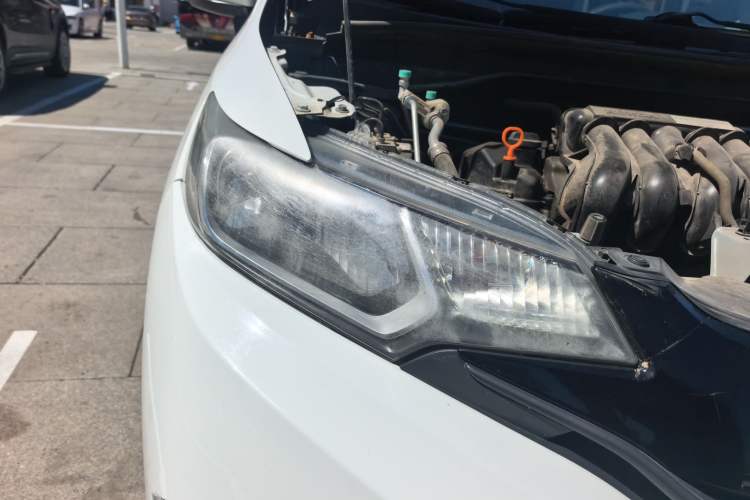 Used Honda Fit 2014 1.5L LX CVT Comfort Model Right Front Headlight