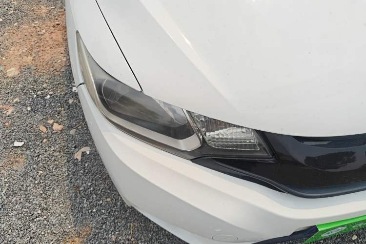 Used Honda Fit 2014 1.5L LX CVT Comfort Model Right Front Headlight
