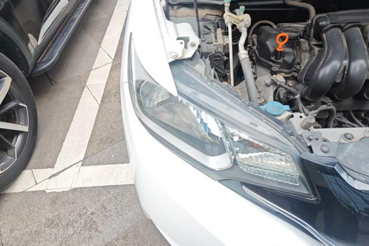 Used Honda Fit 2014 1.5L EX CVT Elite Model Right Front Headlight
