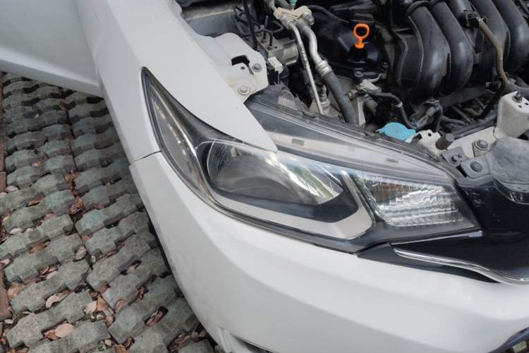 Used Honda Fit 2014 1.5L EXLI CVT Leading Model Right Front Headlight