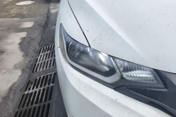 Used Honda Fit 2014 1.5L LX CVT Comfort Model Right Front Headlight