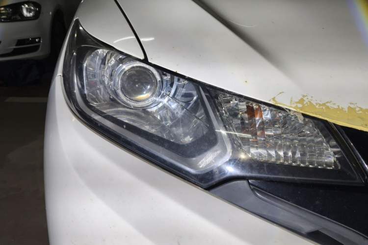 Used Honda Fit 2014 1.5L LX CVT Comfort Model Right Front Headlight