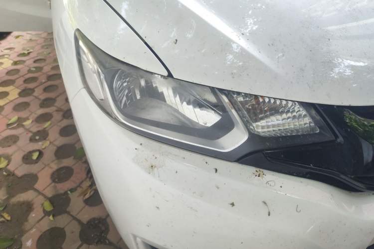 Used Honda Fit 2014 1.5L LX CVT Comfort Model Right Front Headlight