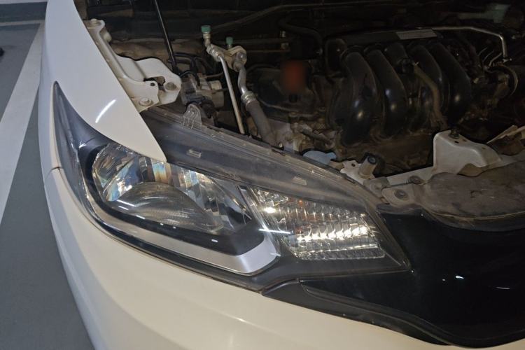 Used Honda Fit 2014 1.5L LX CVT Comfort Model Right Front Headlight