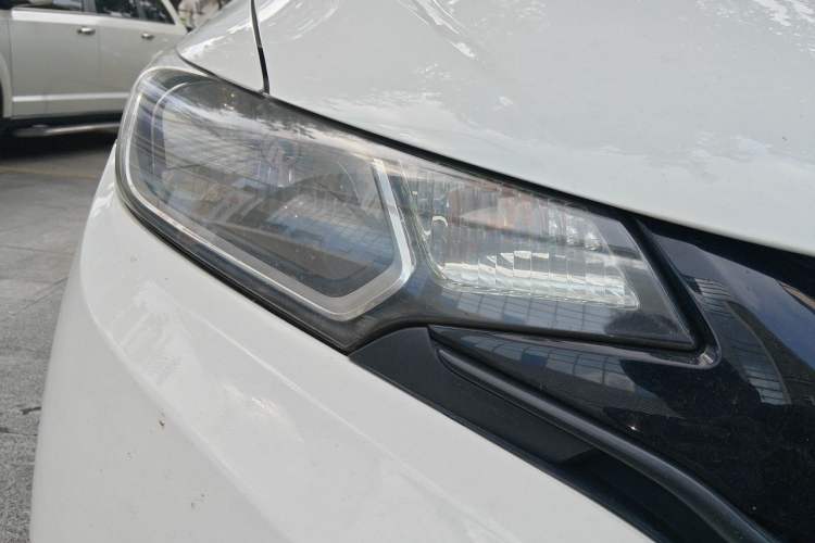 Used Honda Fit 2014 1.5L LX CVT Comfort Model Right Front Headlight