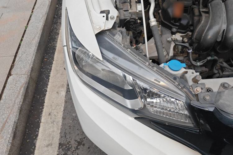 Used Honda Fit 2014 1.5L LX Manual Comfort Model Right Front Headlight