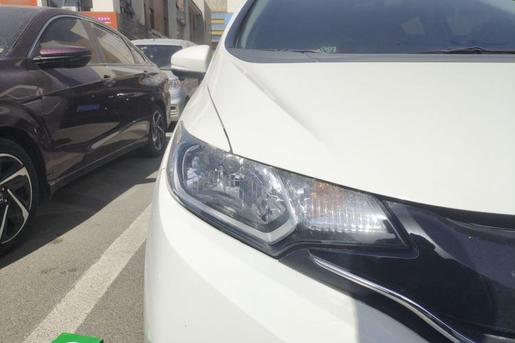 Used Honda Fit 2014 1.5L LX CVT Comfort Model Right Front Headlight