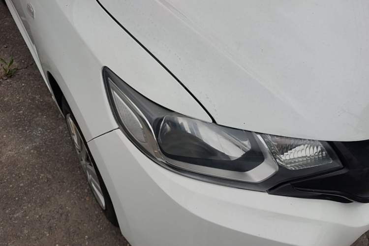 Used Honda Fit 2014 1.5L LX CVT Comfort Model Right Front Headlight