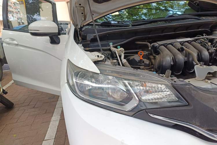 Used Honda Fit 2014 1.5L SE CVT Fashion Model Right Front Headlight