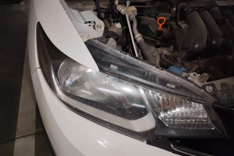 Used Honda Fit 2014 1.5L LX CVT Comfort Model Right Front Headlight