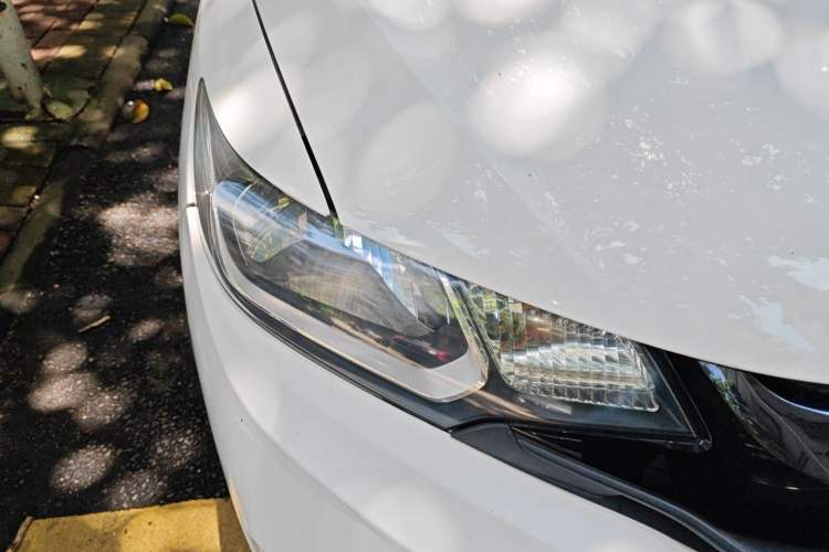 Used Honda Fit 2014 1.5L LX CVT Comfort Model Right Front Headlight