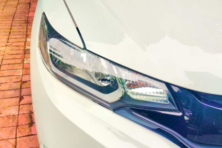 Used Honda Fit 2014 1.5L SE CVT Fashion Model Right Front Headlight