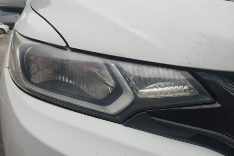 Used Honda Fit 2014 1.5L LX CVT Comfort Model Right Front Headlight