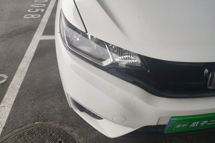 Used Honda Fit 2014 1.5L LX CVT Comfort Model Right Front Headlight